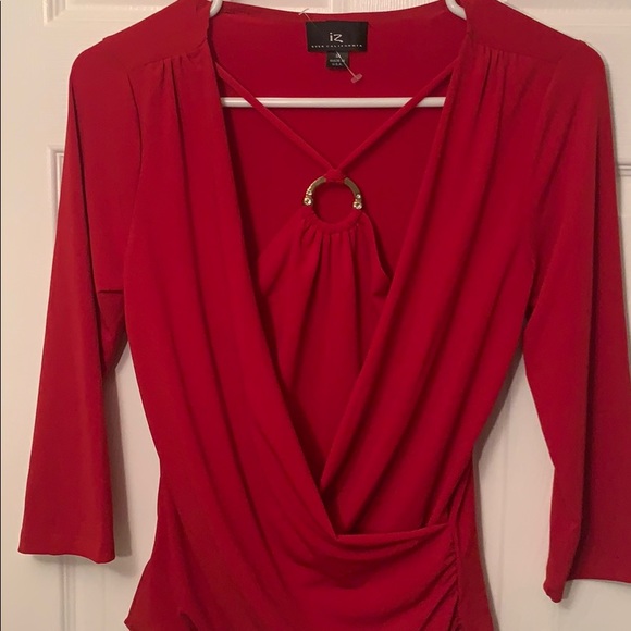 Red top - Picture 2 of 5